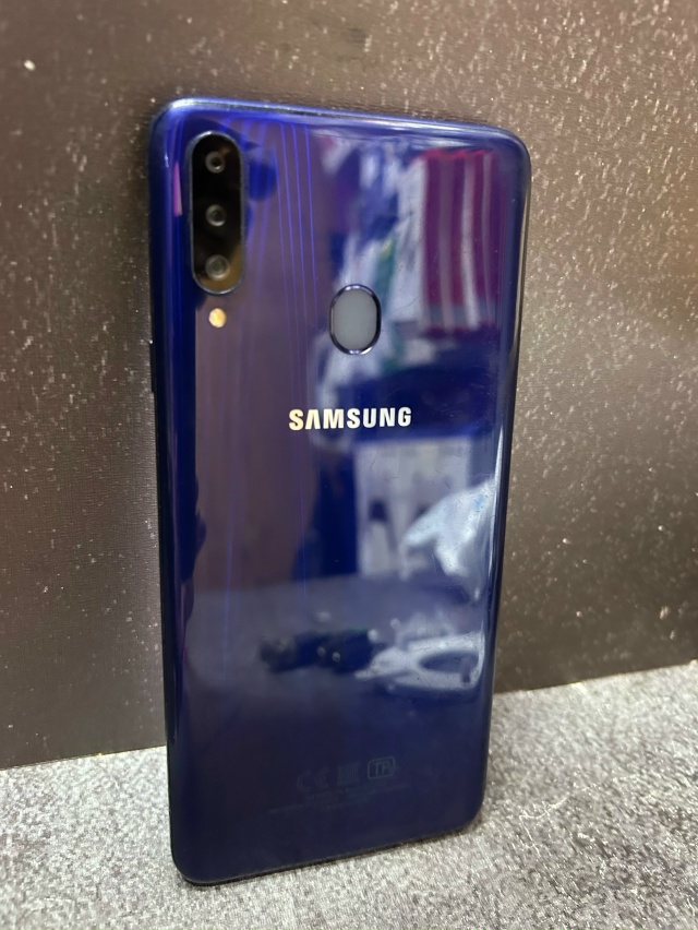 Смартфон Samsung A20S 3/32
