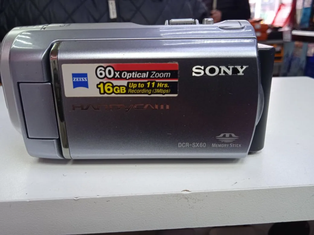 Фотоаппарат Sony DCR-sx60